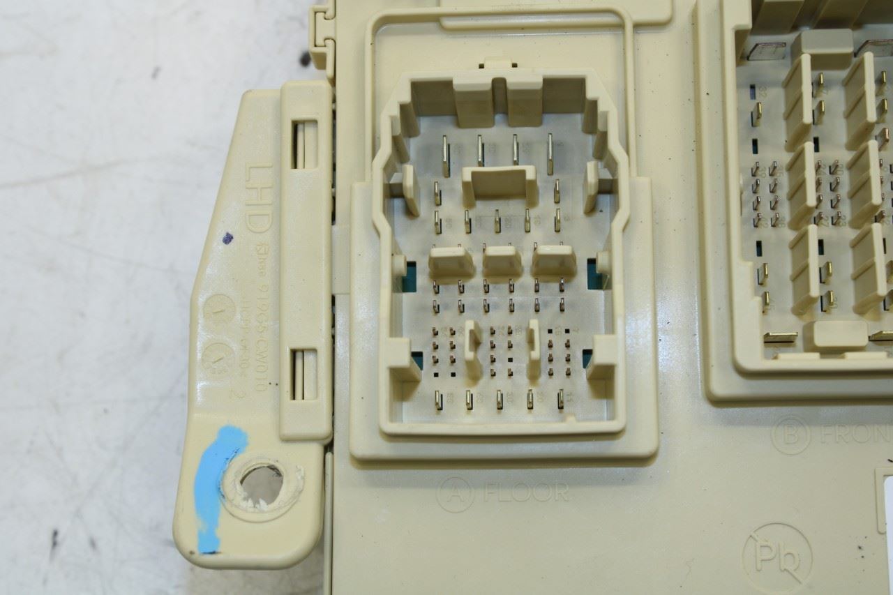 2024 Hyundai Tucson SEL 2.5L Cabin Instrument Panel Fuse Relay Junction Block - Alshned Auto Parts