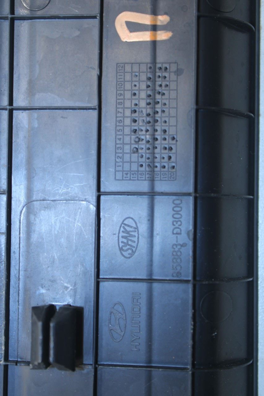 2015-21 Hyundai Tucson Value Front Right Side Door Sill Scuff Plate 85883-D3000 - Alshned Auto Parts
