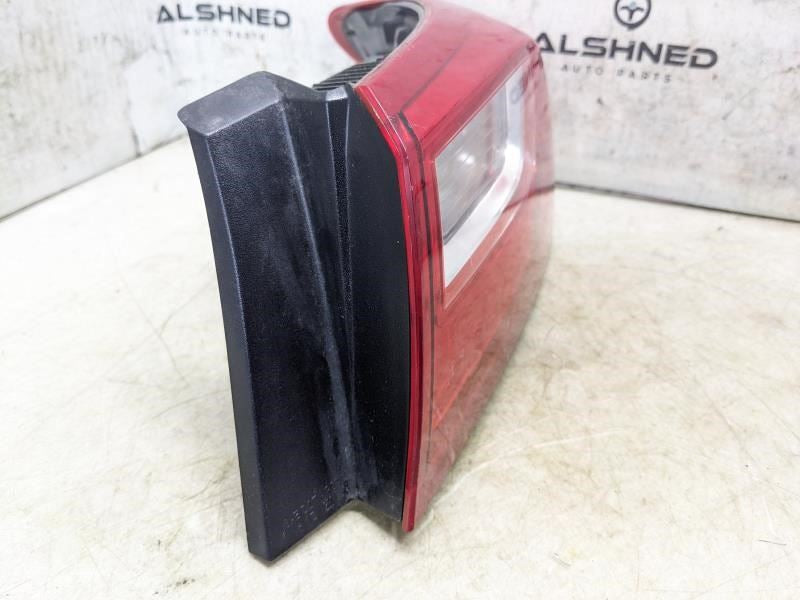 2016-22 Chevrolet Malibu Rear Right Passenger Side Tail Light Lamp 84132377 OEM - Alshned Auto Parts