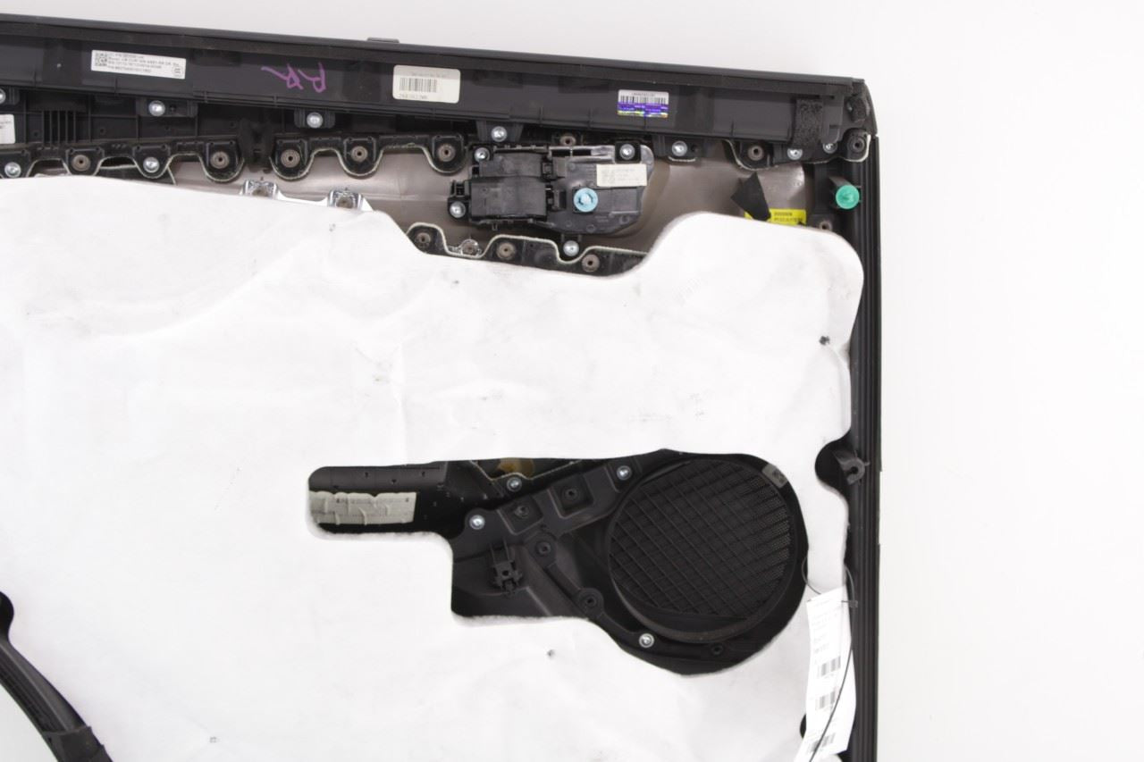2016-2018 Kia Sorento EX Rear Right Door Trim Panel w/ Sunshade 83302-C6400C6A - Alshned Auto Parts