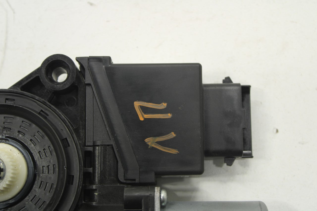 2019-2020 KIA Sorento LX Front Left Door Power Window Motor 82450-C5220 OEM - Alshned Auto Parts