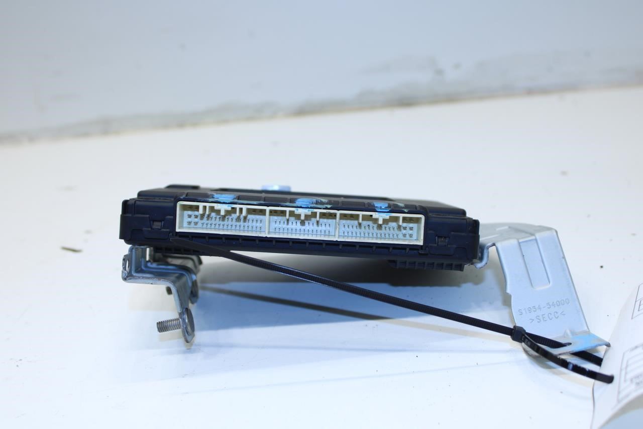 2019-2020 Hyundai Santa Fe Limited Body Control Module BCM BCU 954A0-S2730 OEM - Alshned Auto Parts