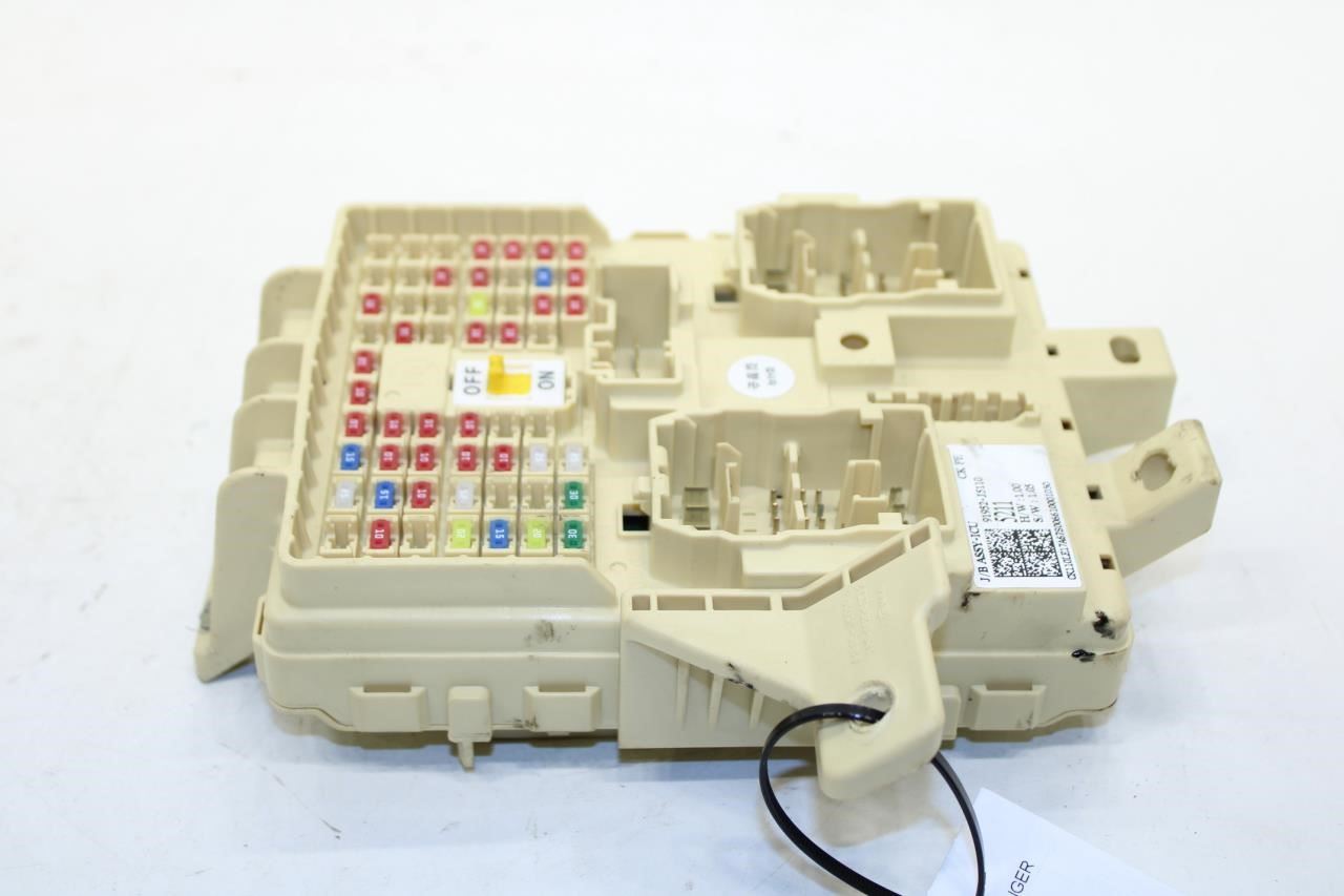 2022-2023 Kia Stinger GT1 Cabin Fuse Relay Box Junction Block 91952-J5110 OEM - Alshned Auto Parts
