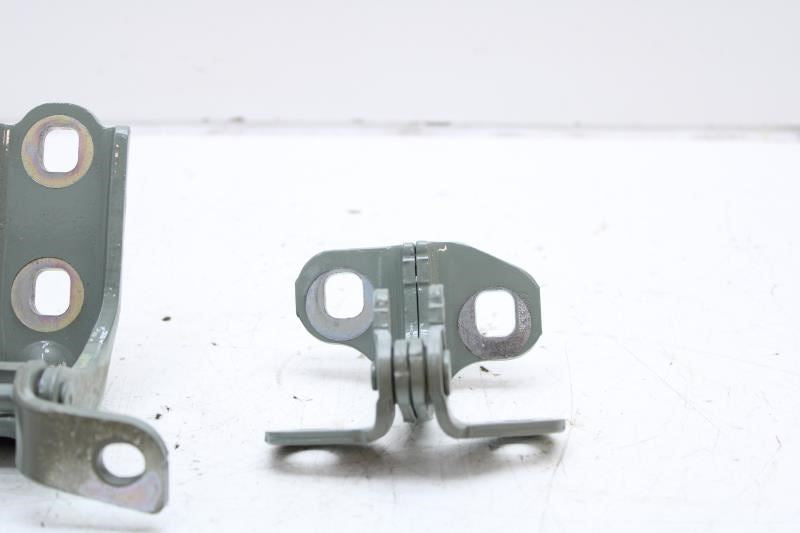 2024-2025 Chevrolet Trax Rear Left Side Door Hinge Upper and Lower 13590931 OEM - Alshned Auto Parts