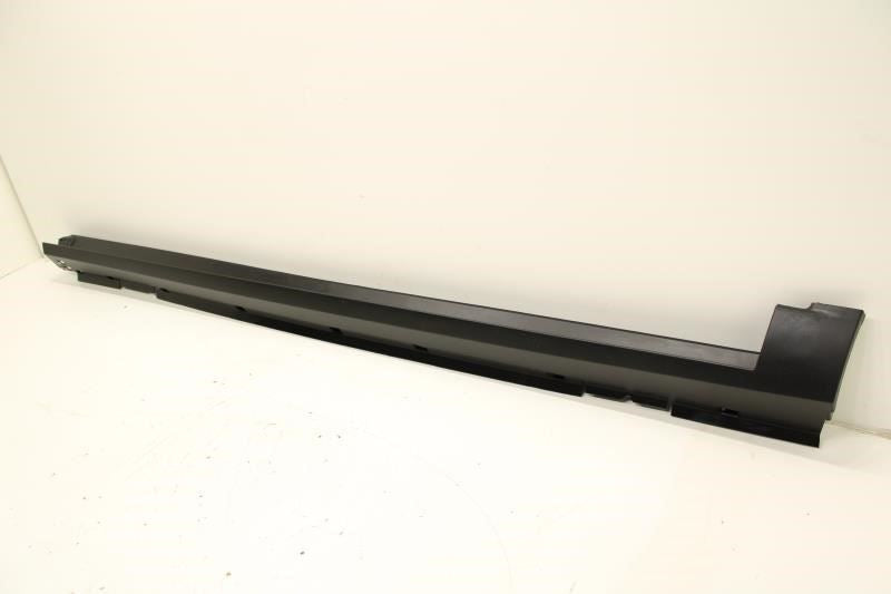 2024-2025 Chevrolet Trax Right Passenger Side Rocker Panel Molding 42865650 OEM - Alshned Auto Parts