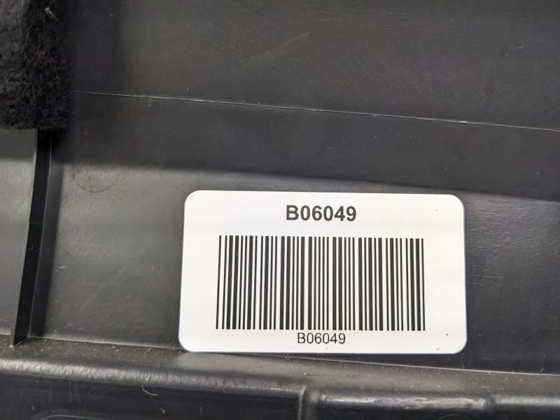 2010-2011 Kia Soul Rear Right Passenger Side Door Trim Panel 83302-2K230ARS OEM12
