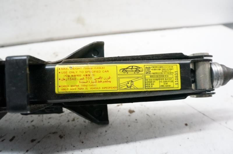2008-2016 Hyundai Genesis Coupe Lift Jack with Foam Holder 09149-2M100 OEM - Alshned Auto Parts