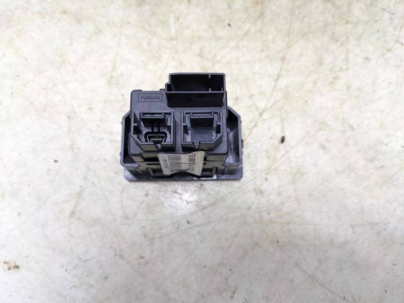 2017 Ford F150 Dual USB Media Port GC3T-14F014-BB OEM - Alshned Auto Parts