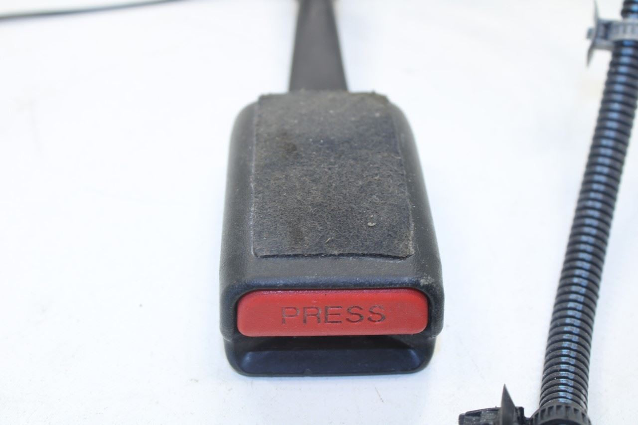 2015-2020 Kia Sorento LX 3.3L FWD Front Passenger Right Side Seat Belt Buckle - Alshned Auto Parts