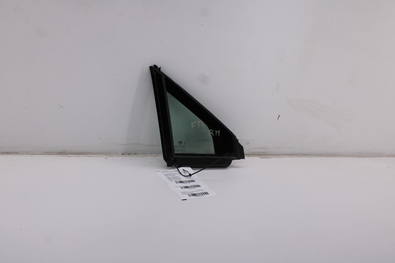 19-23 Hyundai Santa Fe SEL Front Right Side Door Quarter Vent Window Fixed Glass10
