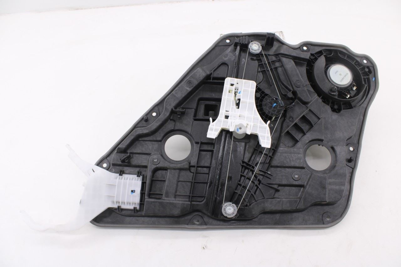 21-20 Hyundai Elantra SE RR LH Door Window Regulator w/ Carrier and Motor *ReaD*9