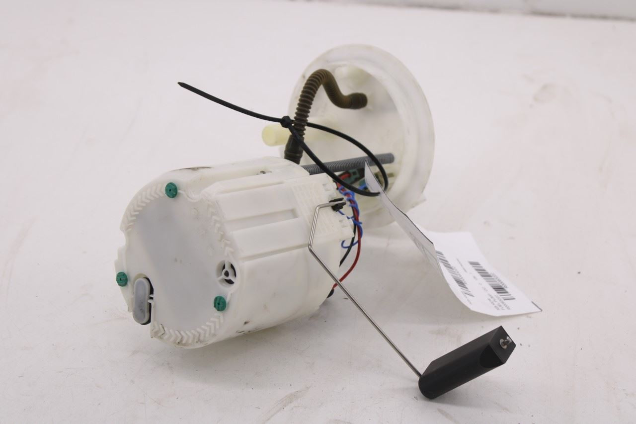 2018-2019 Chevrolet Equinox LT 1.5L In Tank Fuel Pump Assembly 84153104 OEM8