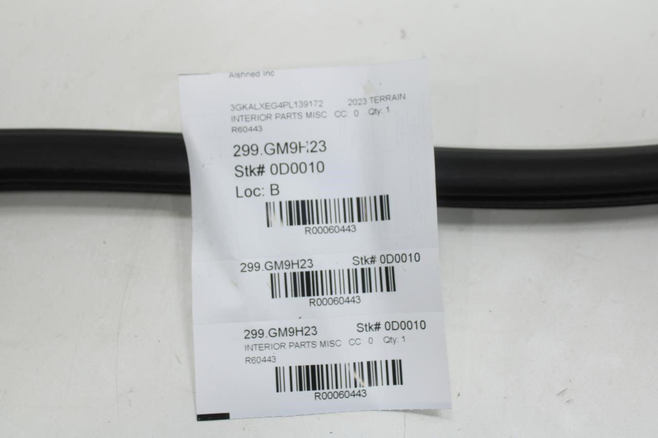 2018-2024 GMC Terrain Denali Rear Right Side Door Weatherstrip On Body 84360723 - Alshned Auto Parts