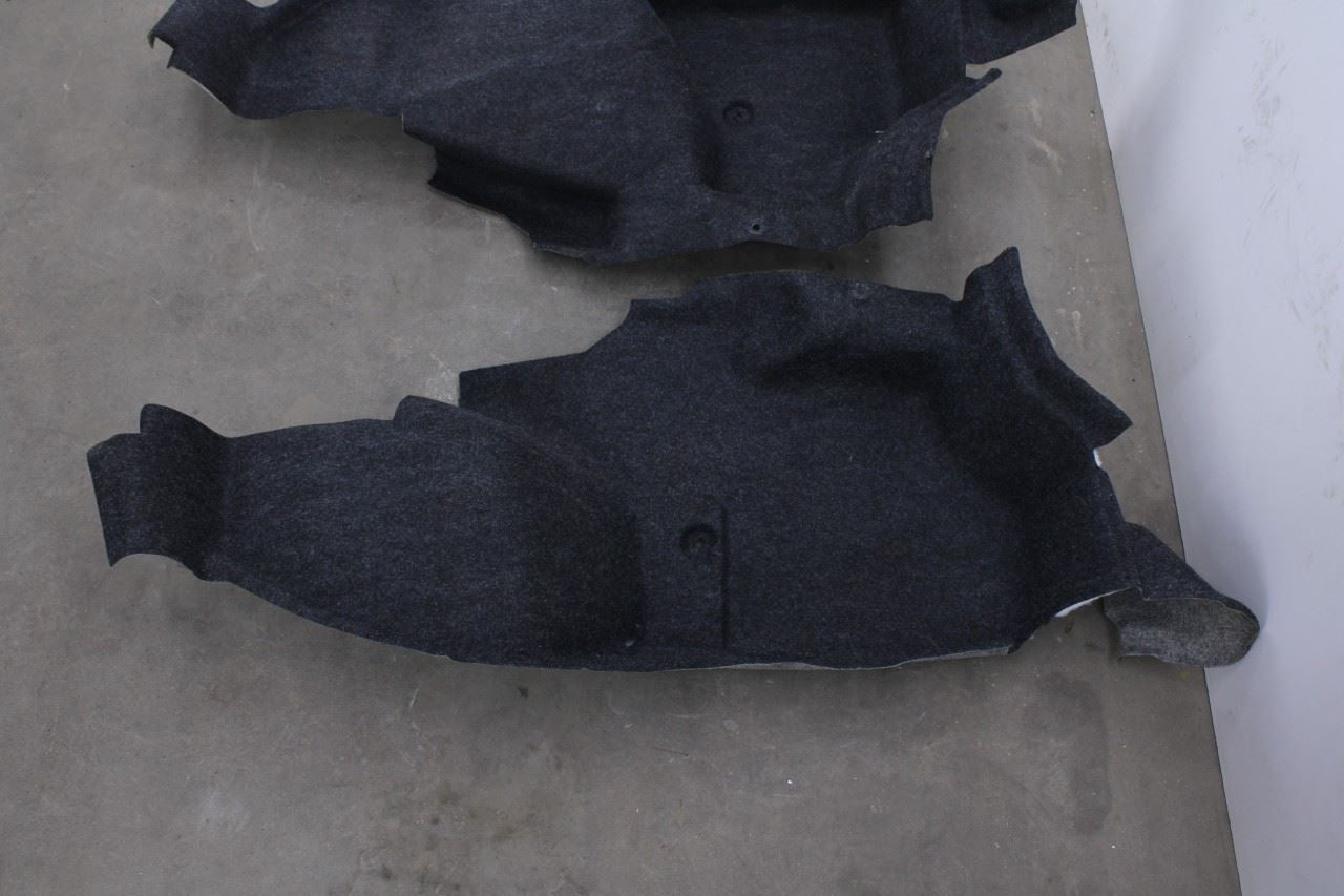 10-14 Ford Mustang Premium Conv V6 Rear RH and LH Inner Quarter Carpet Cover Set3
