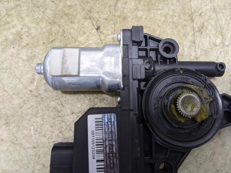 2014-2019 Kia Soul Front Left Door Power Window Motor 82450-B2010 OEM - Alshned Auto Parts