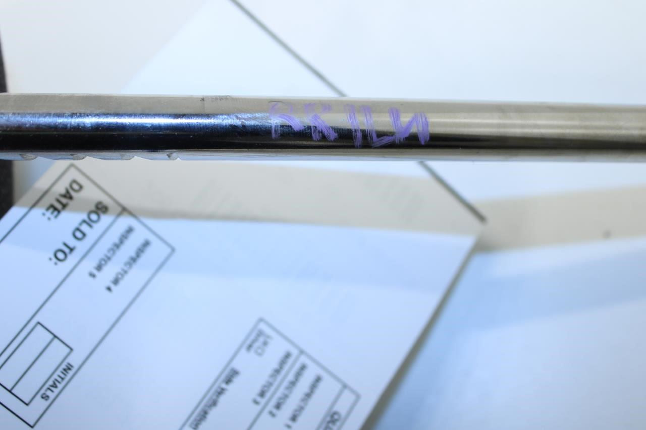 18-20 Chevrolet Equinox LT Rear LH or RH Side 2nd Row Seat Headrest 84677234 OEM - Alshned Auto Parts