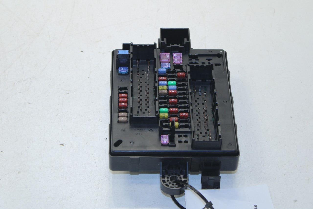 2019-24 Chevrolet Blazer 2LT 2.0L Rear Trunk Fuse Relay Junction Block 84412832 - Alshned Auto Parts