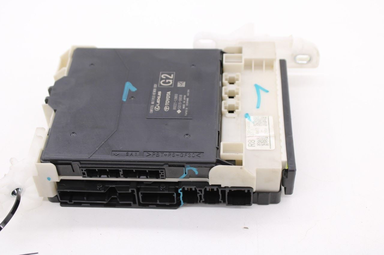2022-2024 Toyota Corolla LE Multiplex Network Body Control Module 89221-12M00 10