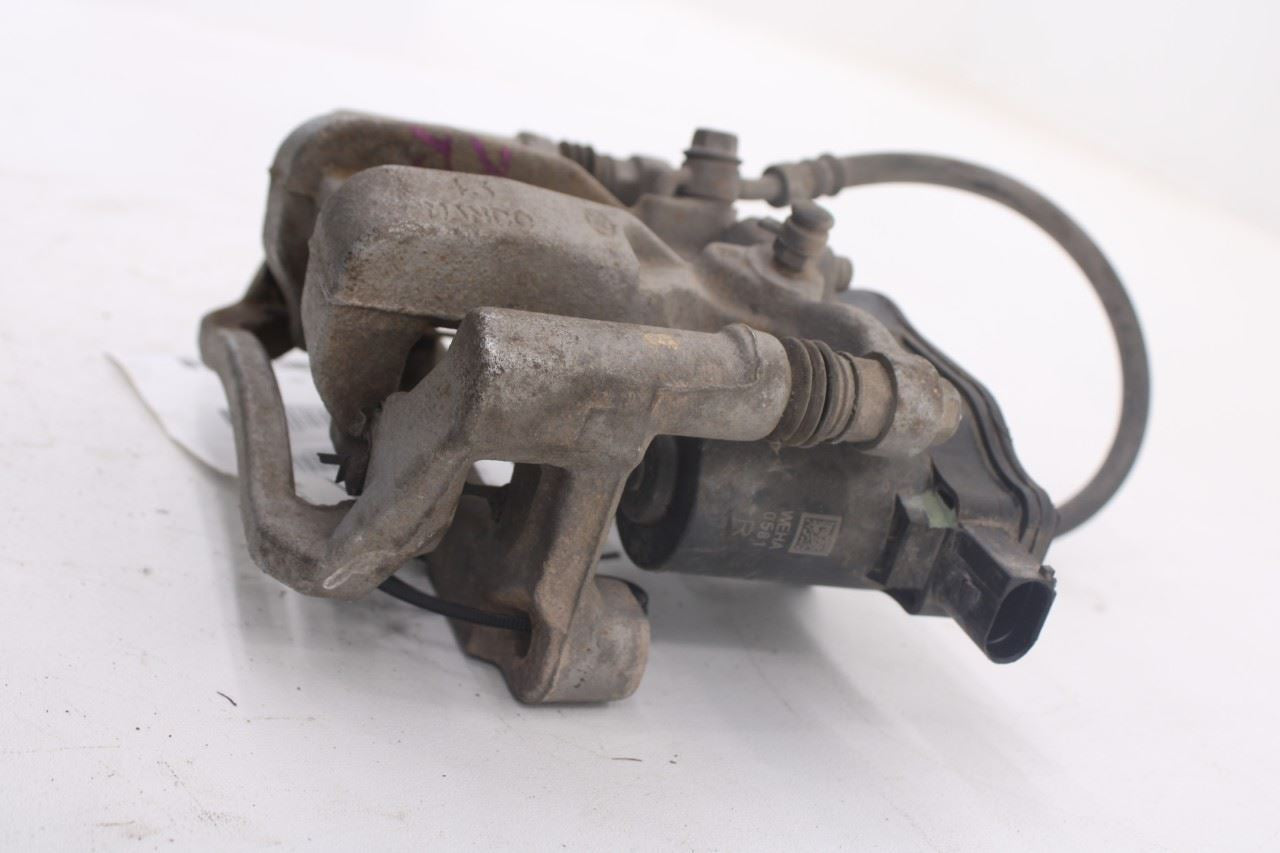 2021-2026 Hyundai Santa Fe SEL Rear Right Side Brake Disc Caliper 58311-P2A303