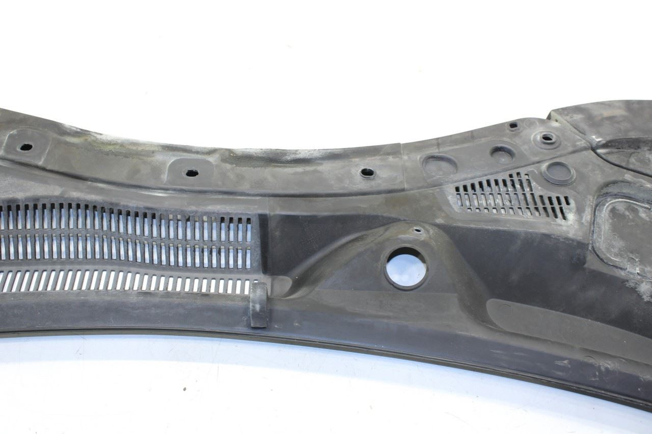 2017-2021 Maserati Ghibli 3.0L RWD Front Windshield Cowl Vent Grille Cover Panel - Alshned Auto Parts