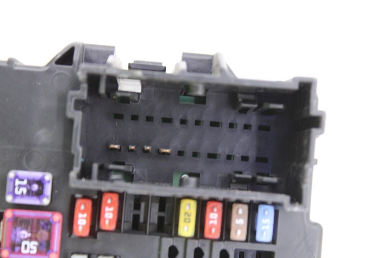 2014-19 Chevy Silverado 1500 2WT Instrument Panel Fuse Relay Junction Block Set - Alshned Auto Parts