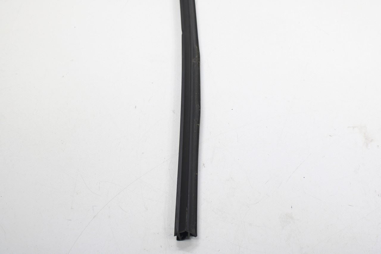 17-22 Nissan Rogue Sport SL AWD RR LH Door Run Channel Belt Outer Inner Molding - Alshned Auto Parts