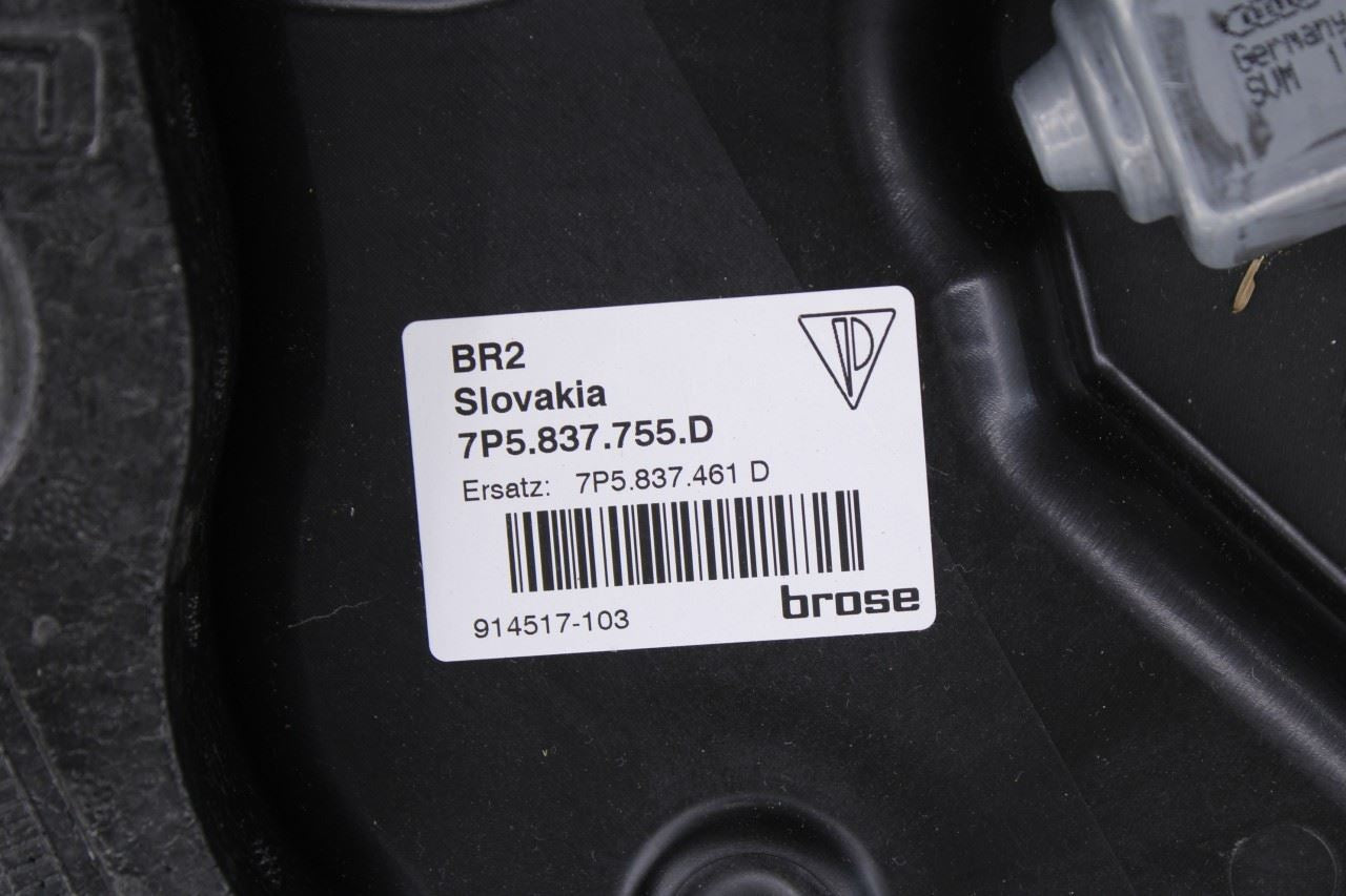 11-18 Porsche Cayenne S FR LH Door Window Regulator w/ Carrier and Motor *ReaD*12