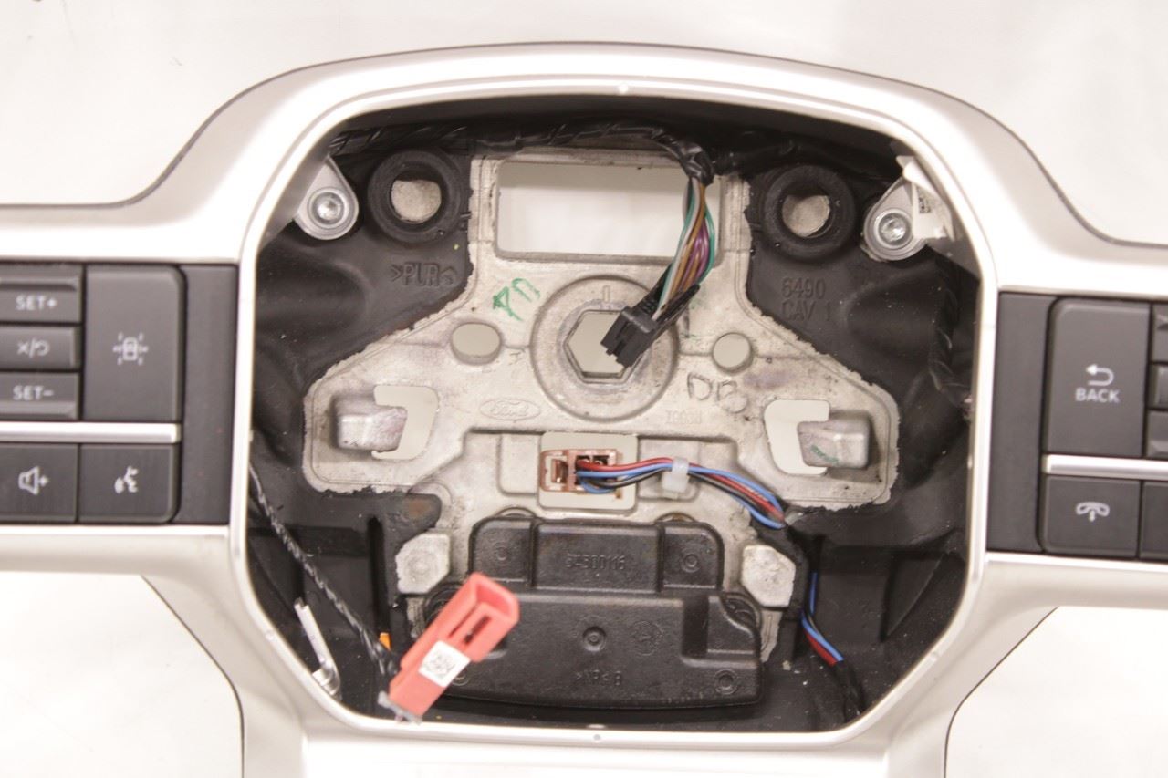 22-24 Ford Expedition MAX XLT 3.5L 4WD Steering Wheel Leather w/ Control Buttons - Alshned Auto Parts