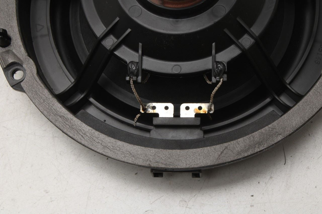 2020-2022 Ford Escape SEL Front Left Side and Right Side Door Audio Speakers - Alshned Auto Parts