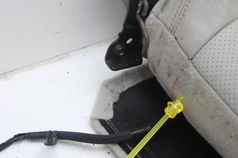 2017-2023 Chrysler Pacifica Front Right Seat Upper Cushion 68233090AC OEM *ReaD* - Alshned Auto Parts