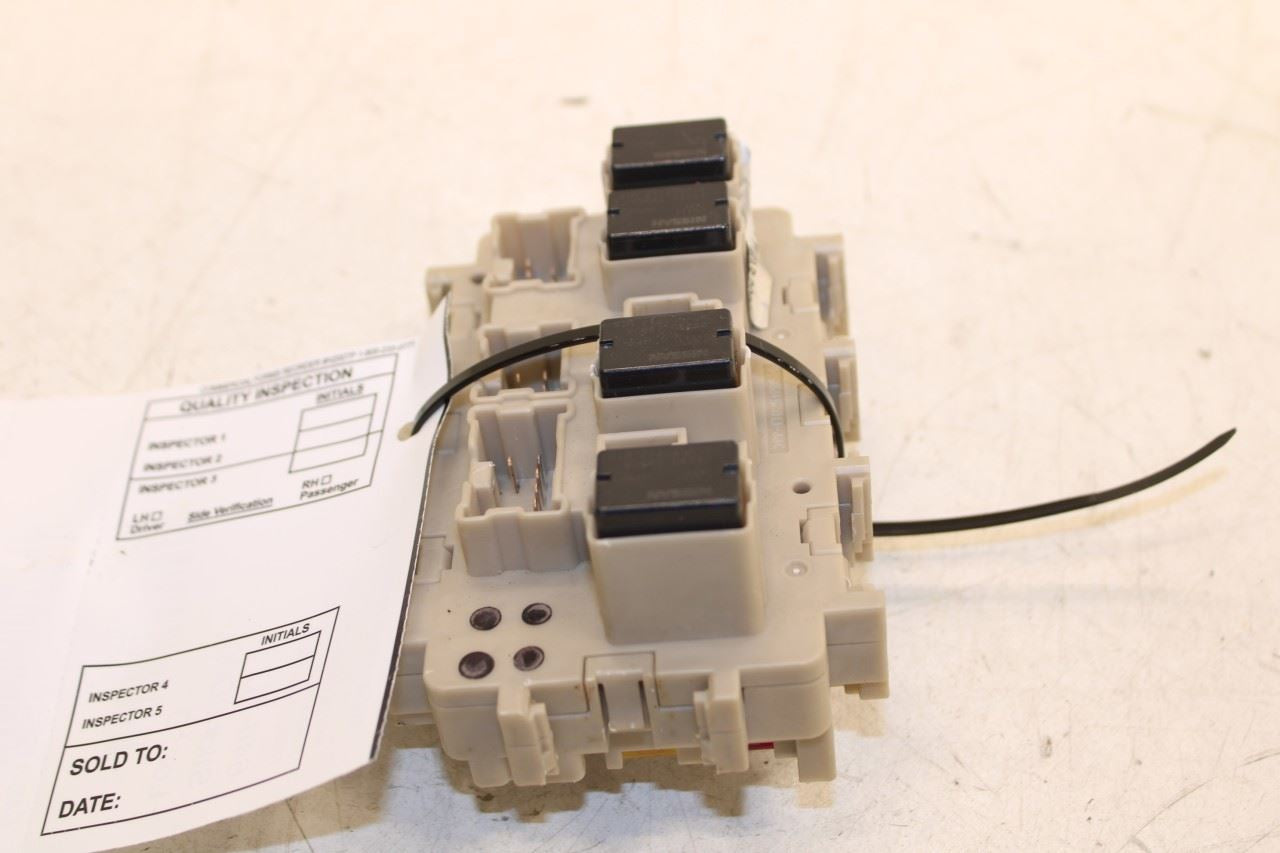 14-19 Infiniti QX60 3.5L Cabin Instrument Panel Fuse Relay Junction Block *ReaD* - Alshned Auto Parts