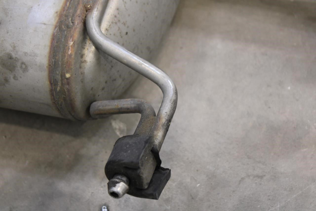 2013-2020 Nissan Pathfinder SV 3.5L FWD Exhaust Muffler Pipe 20100-3JA0A OEM - Alshned Auto Parts