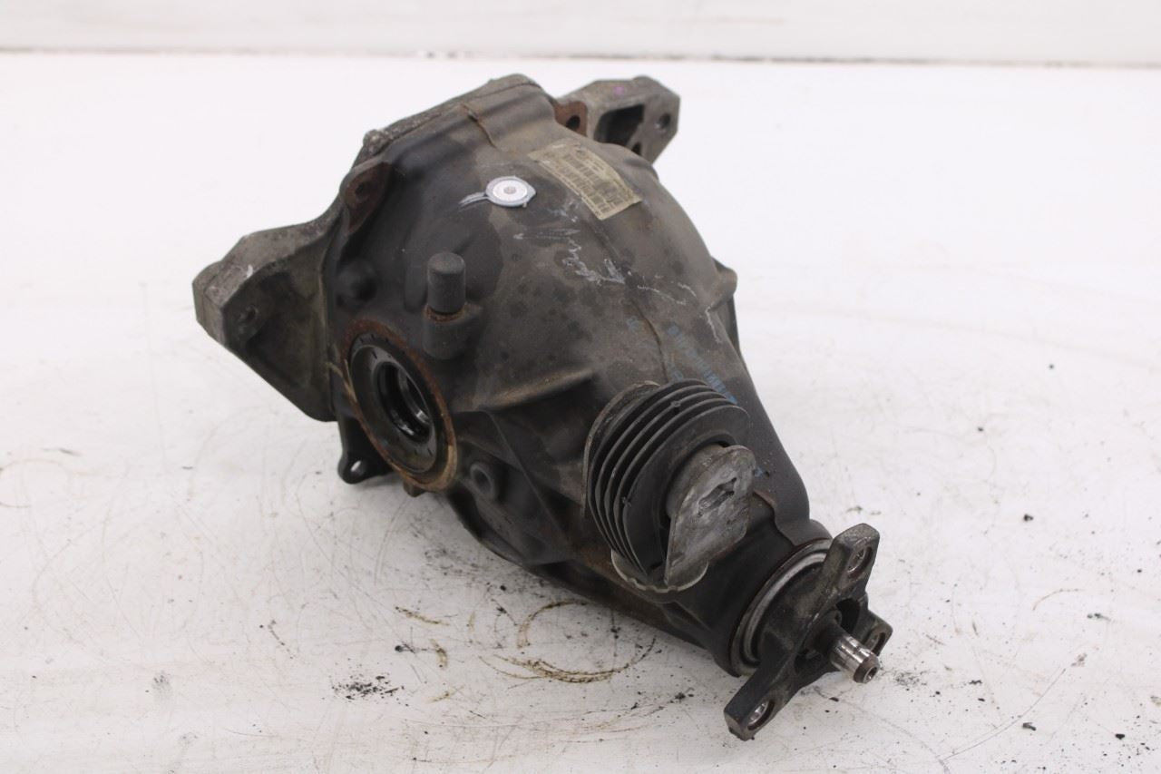 2016-17 Mercedes-Benz C300 4Matic 2.0L AWD Rear Differential Carrier 3.07 ratio4