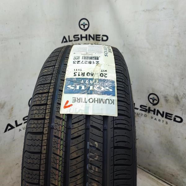 2014 Kia Soul Tire Kumho Solus TA11 205/60 R15 NEW R46329 OEM