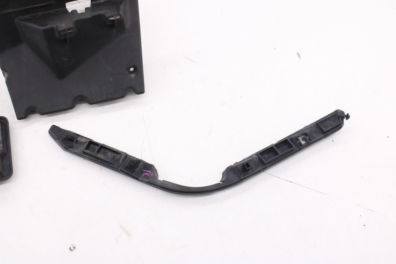 10-12 Ford Mustang Premium Conv V6 4.0L Rear Bumper Right Side Mount Bracket Set2