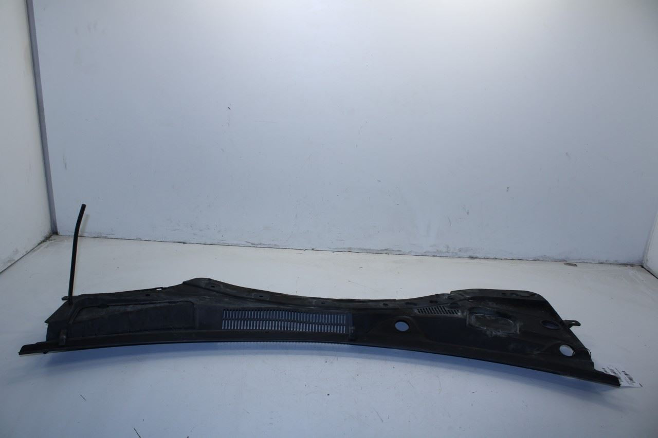 2017-2021 Maserati Ghibli 3.0L RWD Front Windshield Cowl Vent Grille Cover Panel - Alshned Auto Parts