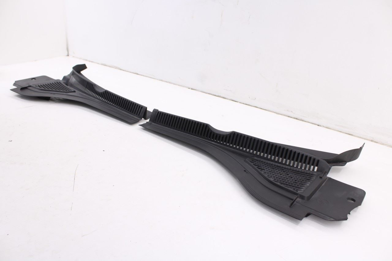 2019-2026 Volkswagen Jetta SE Front Windshield Cowl Vent Panel 17B-819-404-A OEM3
