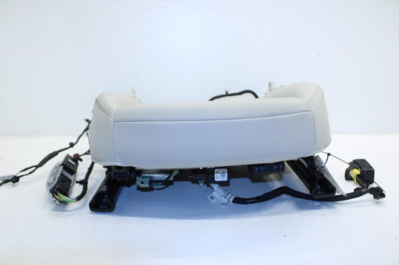 2018-2024 GMC Terrain Denali Front Right Side Seat Lower Complete 85121922 OEM - Alshned Auto Parts