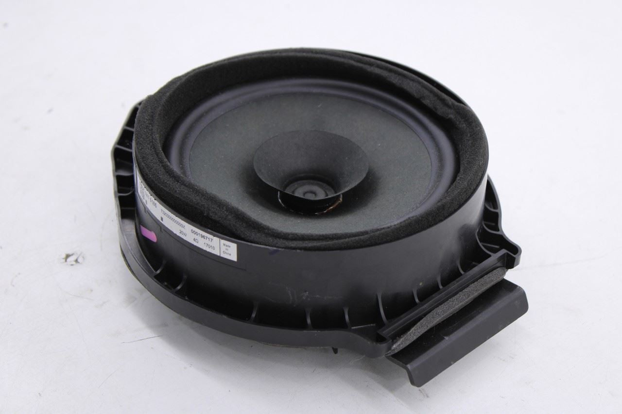 2018-2024 Chevrolet Equinox LT Rear Right and Left Door Audio Speaker 390351654
