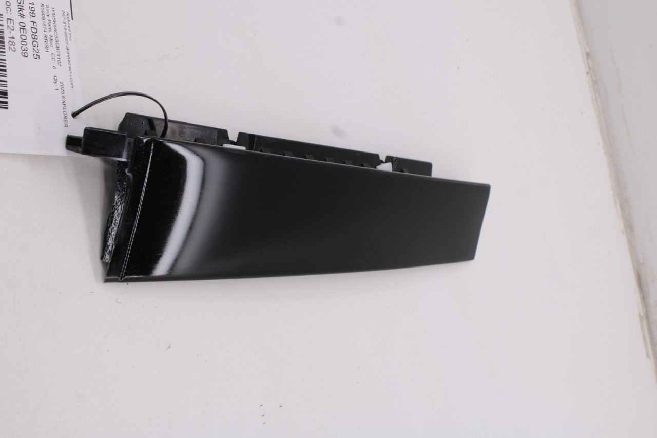 20-26 Ford Explorer Interceptor Rear Right Door B-Pillar Applique LB5BS254A40AE2