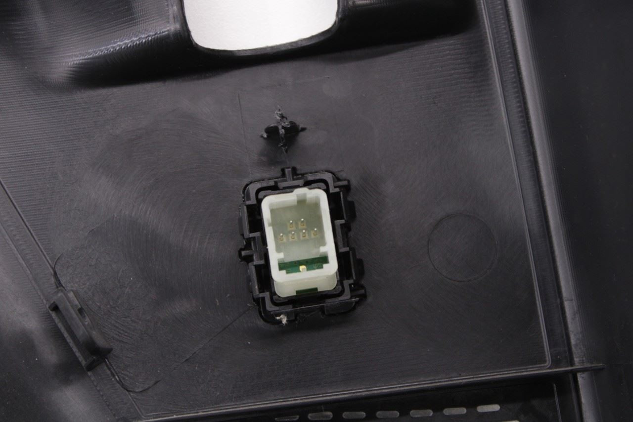 17-24 Chrysler Pacifica Limited Rear Right Sliding Door Trim Panel with Sunshade - Alshned Auto Parts