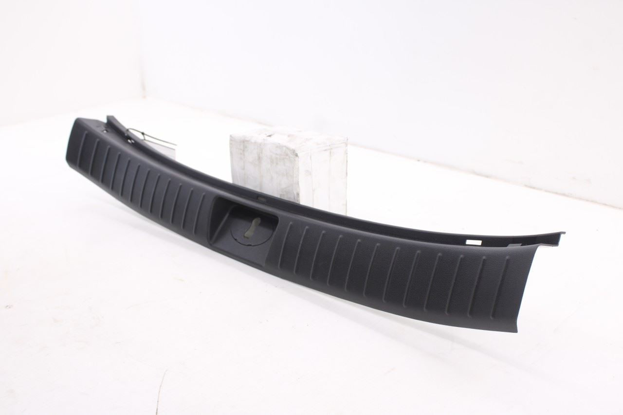 2019-23 Hyundai Santa Fe SEL Rear Trunk Loading Sill Scuff Plate 85770-S2000-NNB3