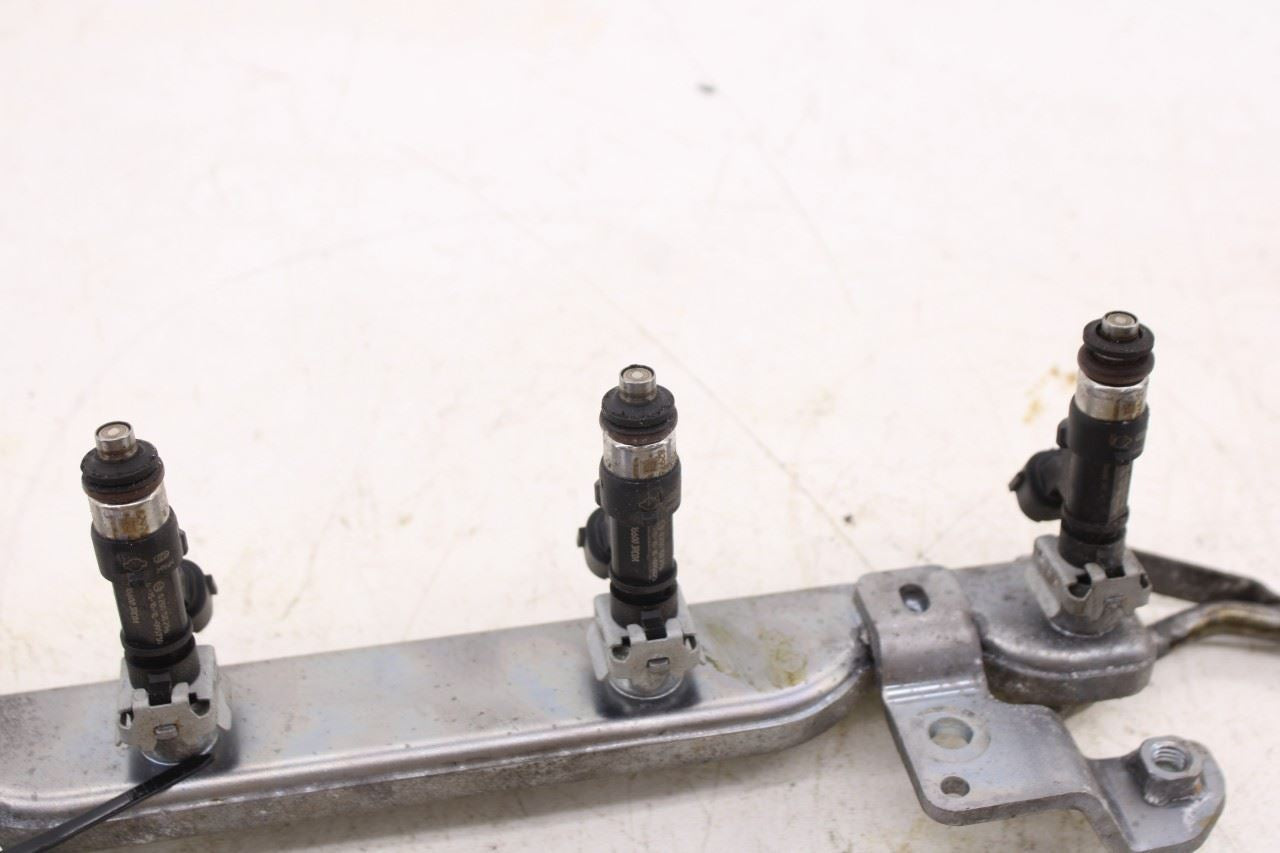 2013-2019 Nissan Sentra SV 1.8L Fuel Rail with Injectors 17520-3RC2A 16600-3RC0A4
