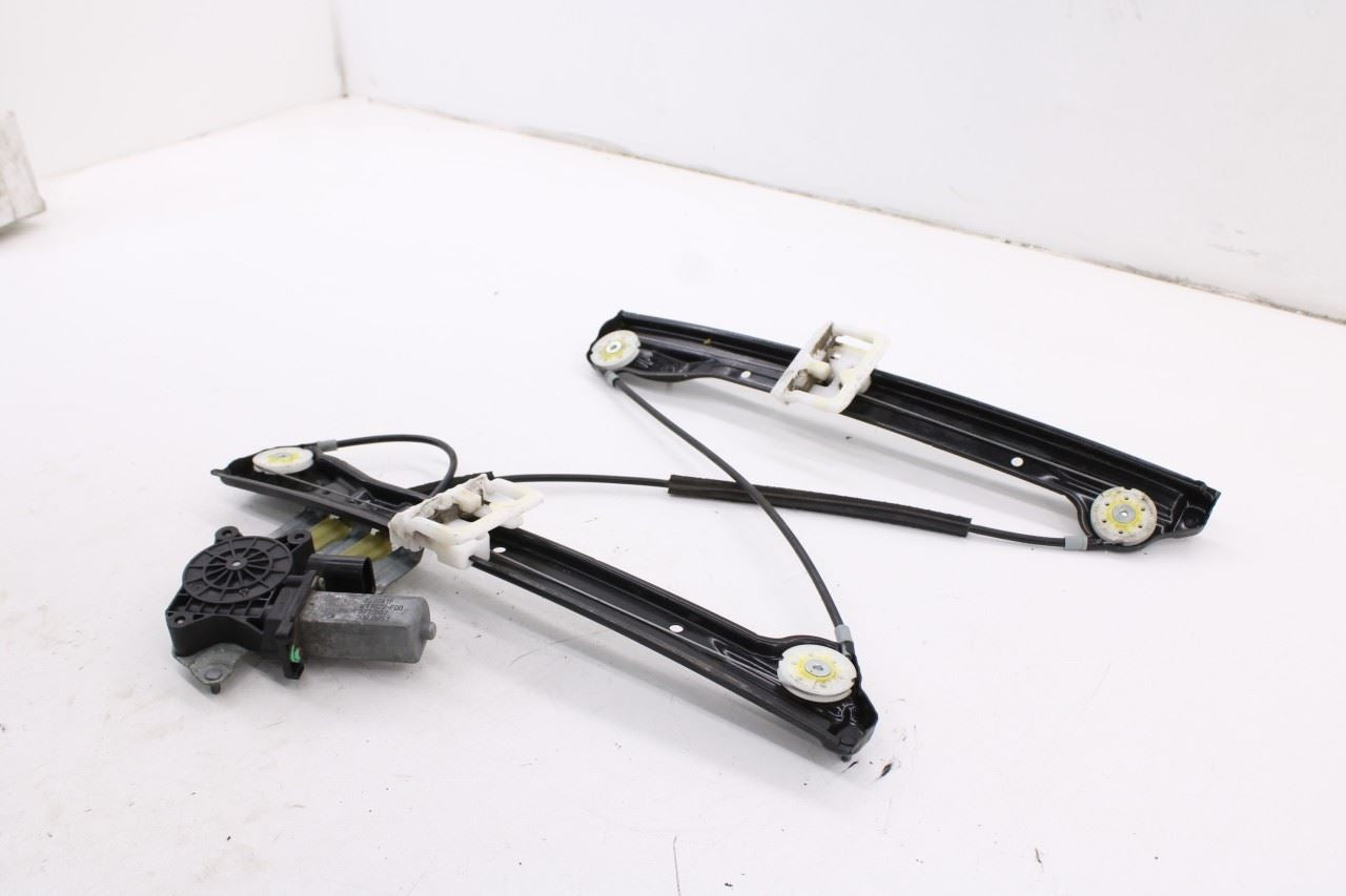 2011-16 Mini Countryman Cooper S Front Right Side Door Window Regulator w/ Motor3