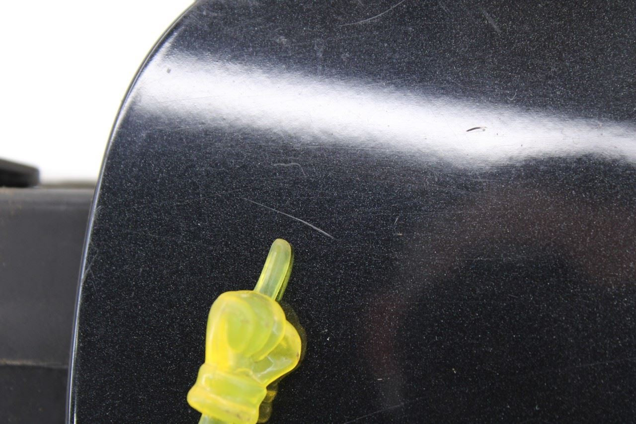 14-2021 Jeep Grand Cherokee Limited 3.6L Fuel Tank Filler Housing Door Lid Cover15