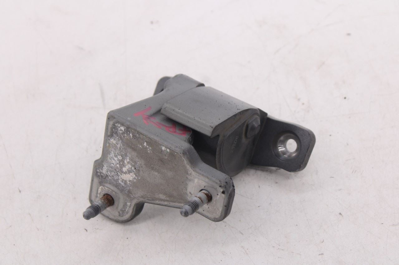 2015-2021 Mercedes-Benz C300 4Matic Front Right Side Door Hinge Upper and Lower9