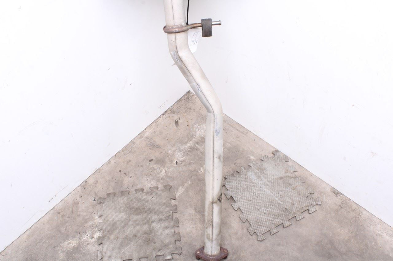 18-24 Chevrolet Equinox LT 1.5L FWD Exhaust System Center Muffler Pipe 86807342 2
