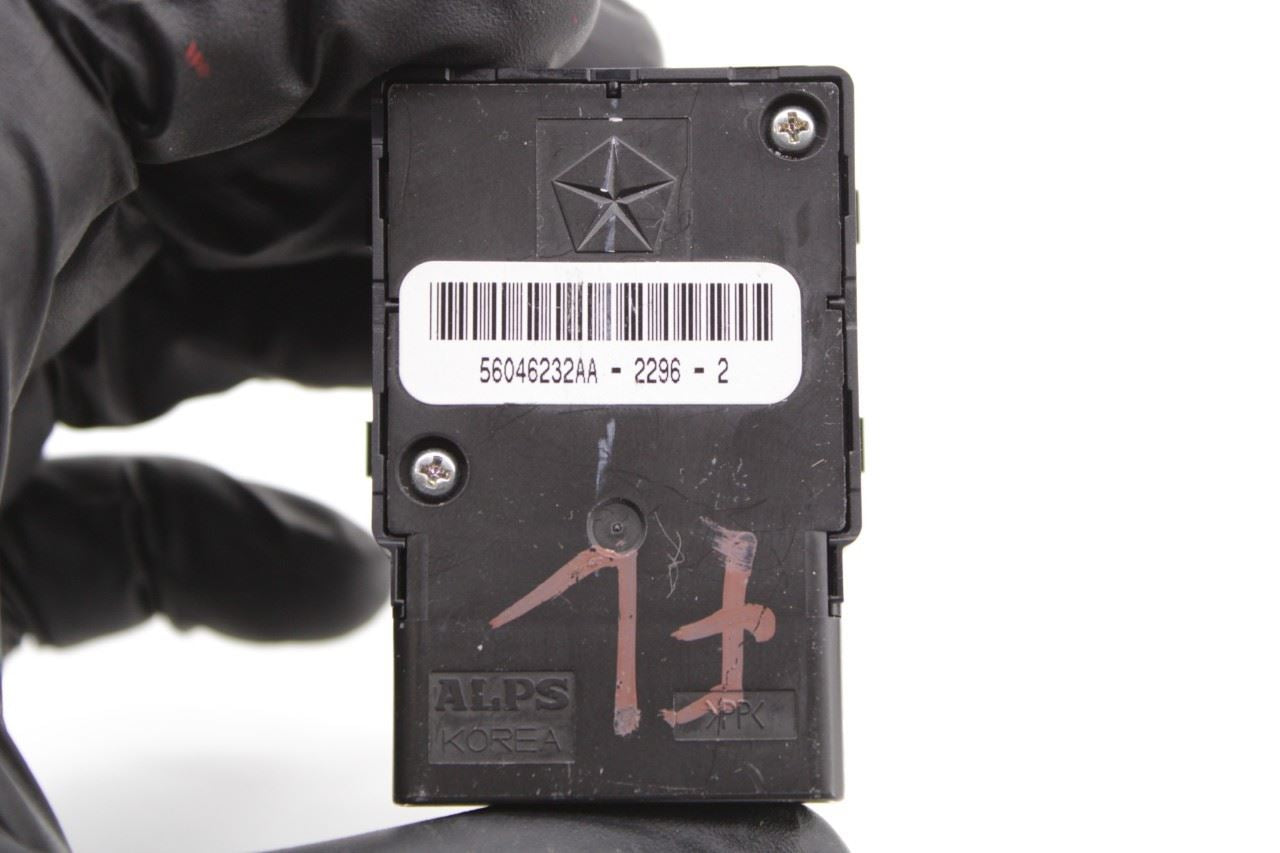 17-22 Chrysler Pacifica Limited Front Left Side Power Seat Switch 68233963AA OEM - Alshned Auto Parts