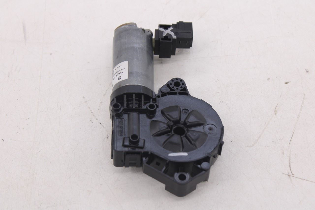 15-18 Mercedes-Benz C300 4Matic Roof Power Sliding Glass Sunroof Motor Set of 219