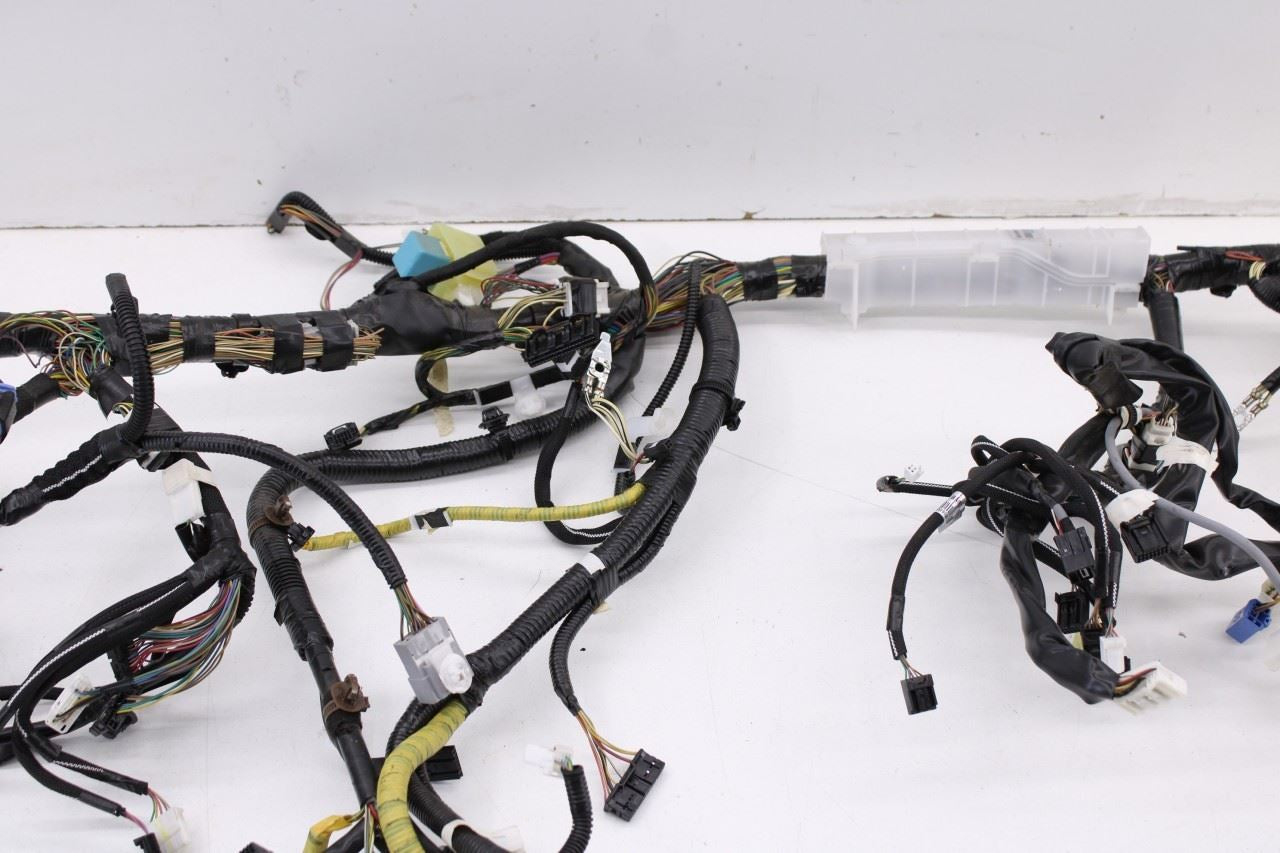 2016-2018 Toyota Tacoma Limited Dash Instrument Panel Wire Harness 82141-04X61 - Alshned Auto Parts